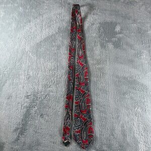 Halston III Mens Red Blue Paisley Italian Silk Necktie Made in USA Vintage Style